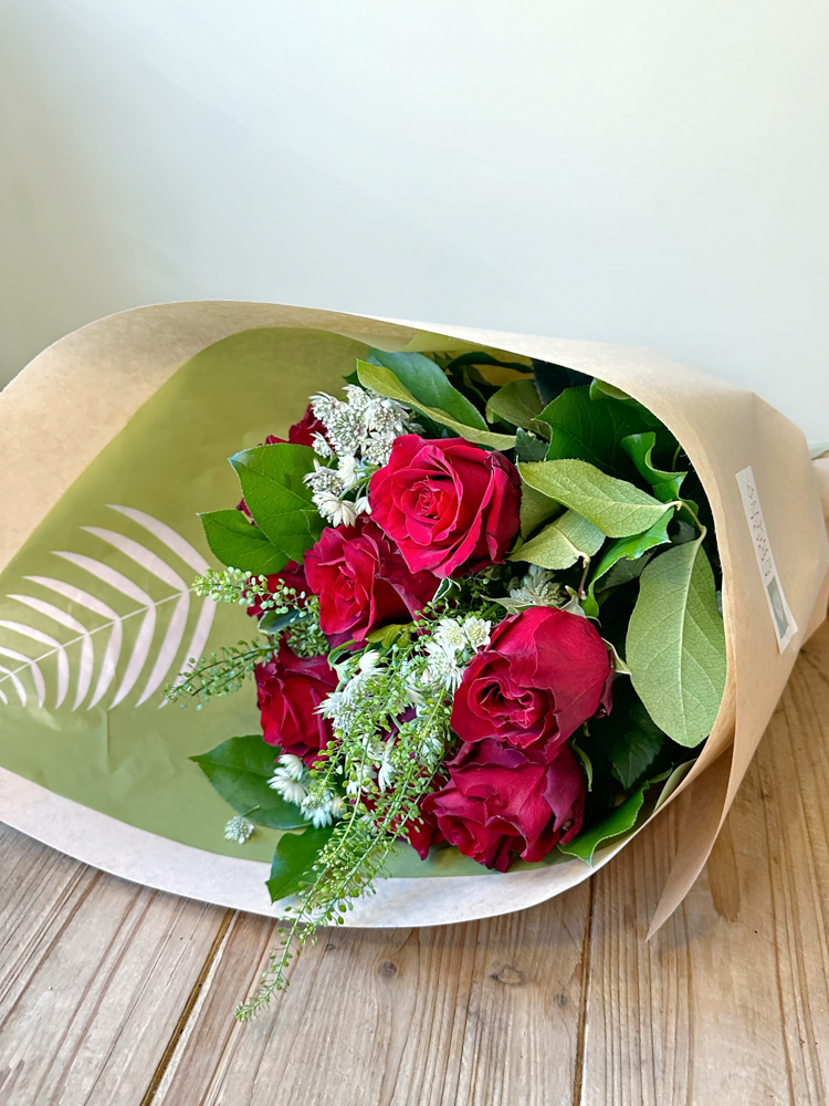 Product_Hand-tied Roses_IMG-2843.jpg